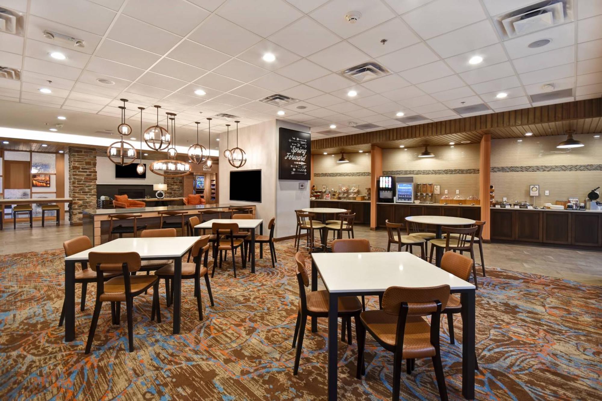密尔沃基北万豪万枫套房酒店 Glendale 外观 照片